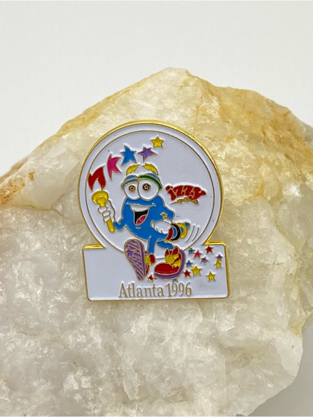 Atlanta 1996 Olympics Torch Star Izzy Enamel Pin